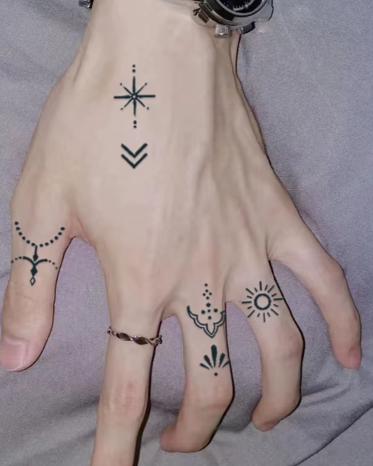 Autocollants de tatouage temporaire imperméables à petits motifs